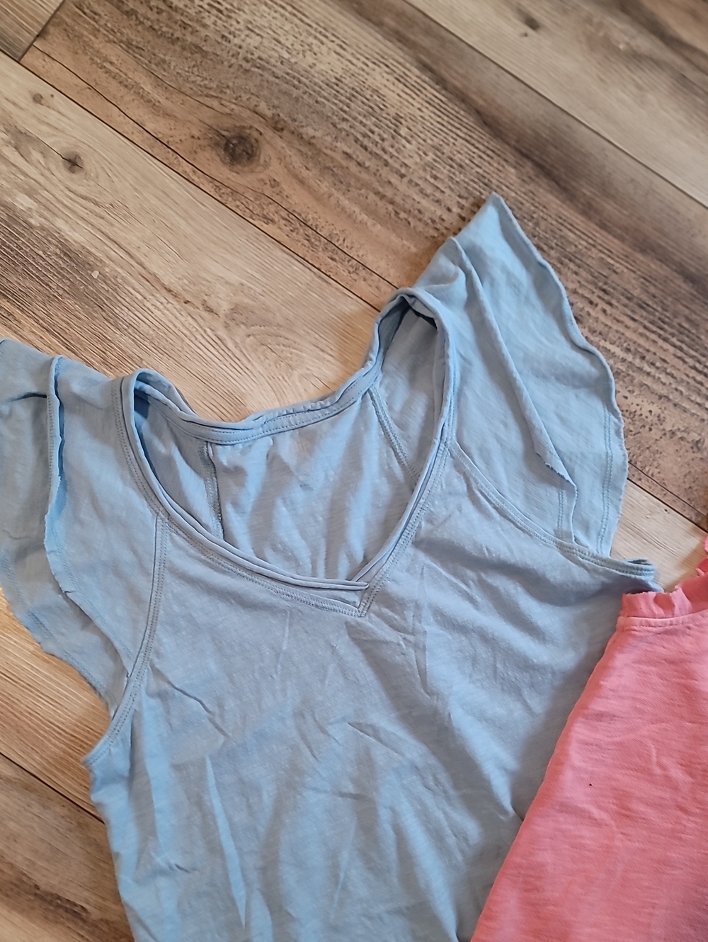 Cute Top Bundle - Picture 2 of 3